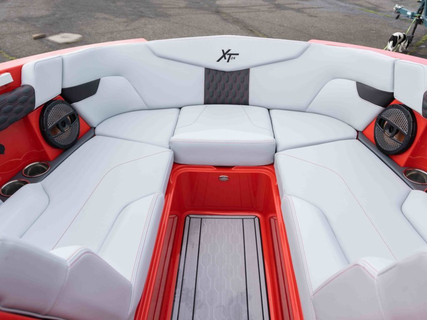 2024 Mastercraft XT24