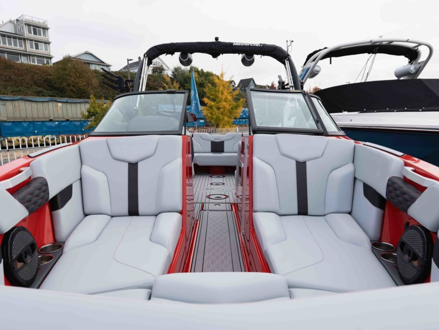 2024 Mastercraft XT24