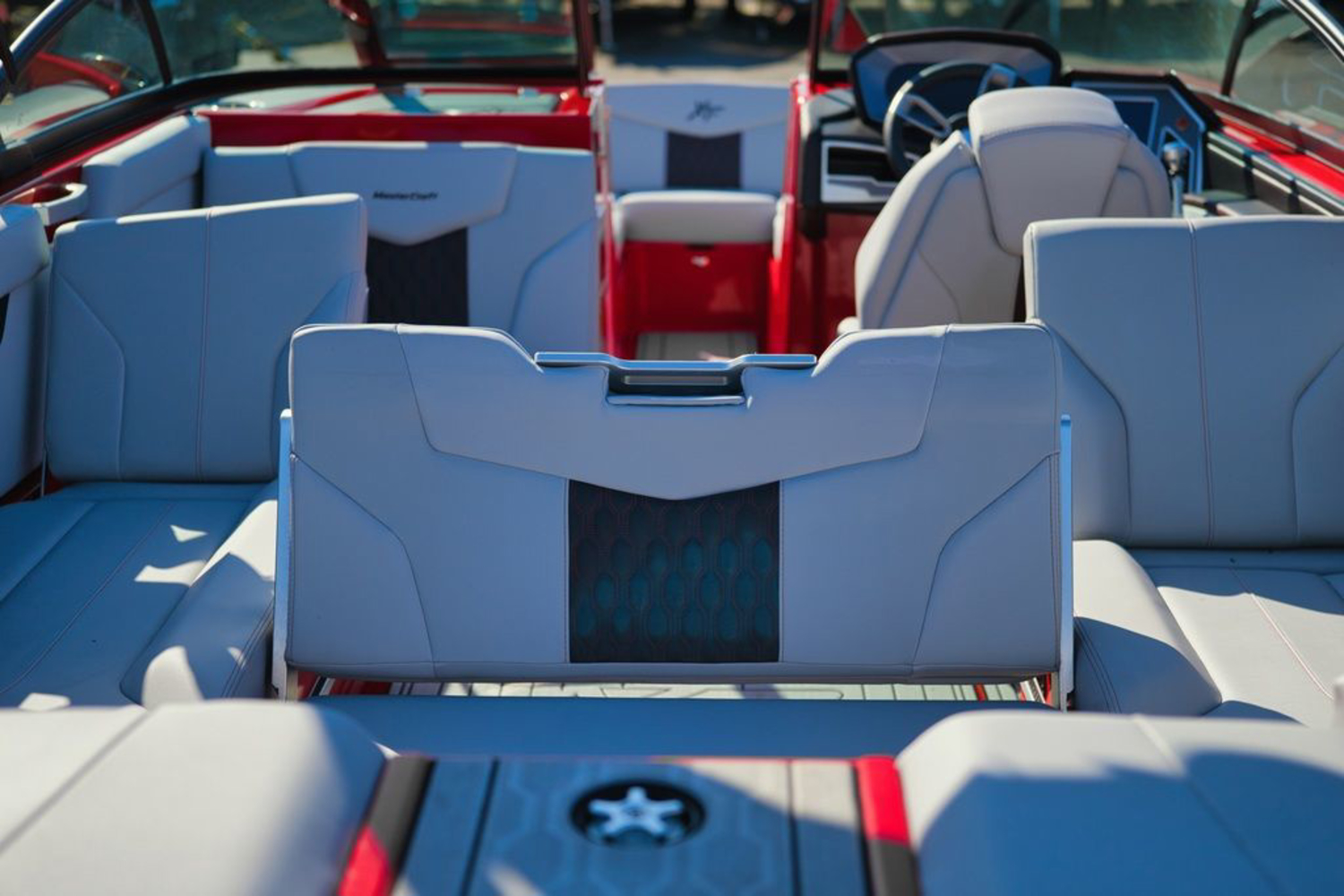 2024 Mastercraft XT24