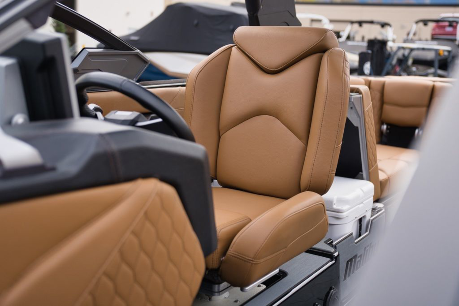 2020 Malibu Boats M240