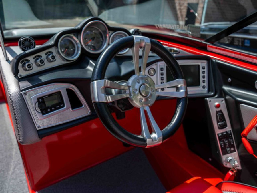 2016-mastercraft-x26-110918-image14