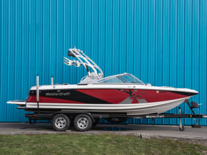2012-mastercraft-x25-110924-image2