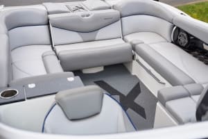 2017-mastercraft-x26-110931-image20