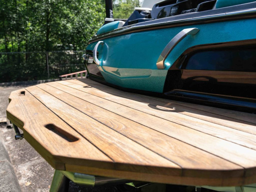 2019-mastercraft-x24-110935-image3