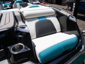 2019-mastercraft-x24-110935-image6