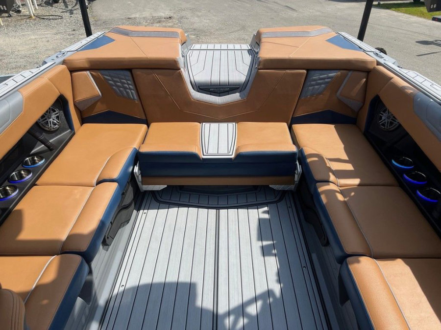 2025-nautique-s23-110954-image12