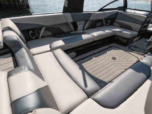 2017 Malibu Boats Wakesetter 24 MXZ for sale in Seattle, Washington