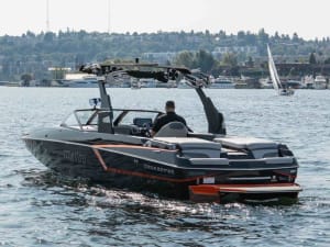 2017-malibu-wakesetter-24-mxz-110956-image3