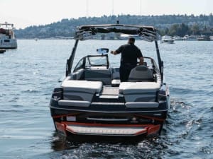 2017-malibu-wakesetter-24-mxz-110956-image4