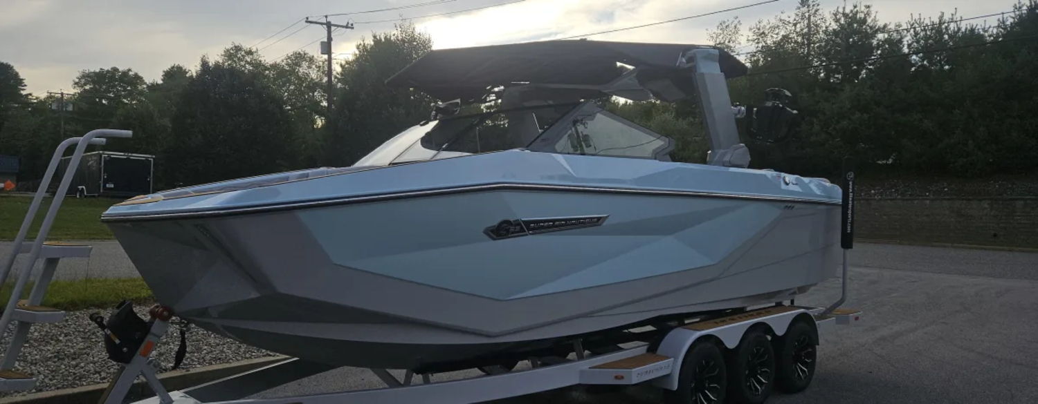 2025 Nautique G23 - Flawless