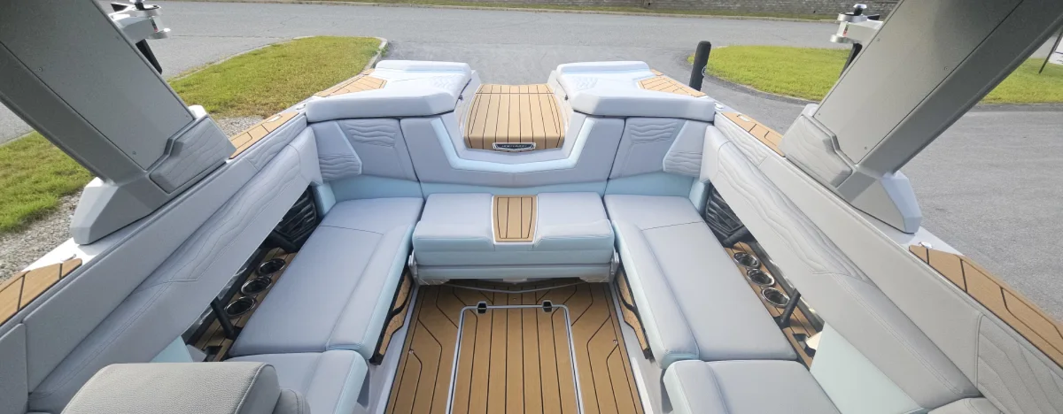 2025 Nautique G23 - Flawless
