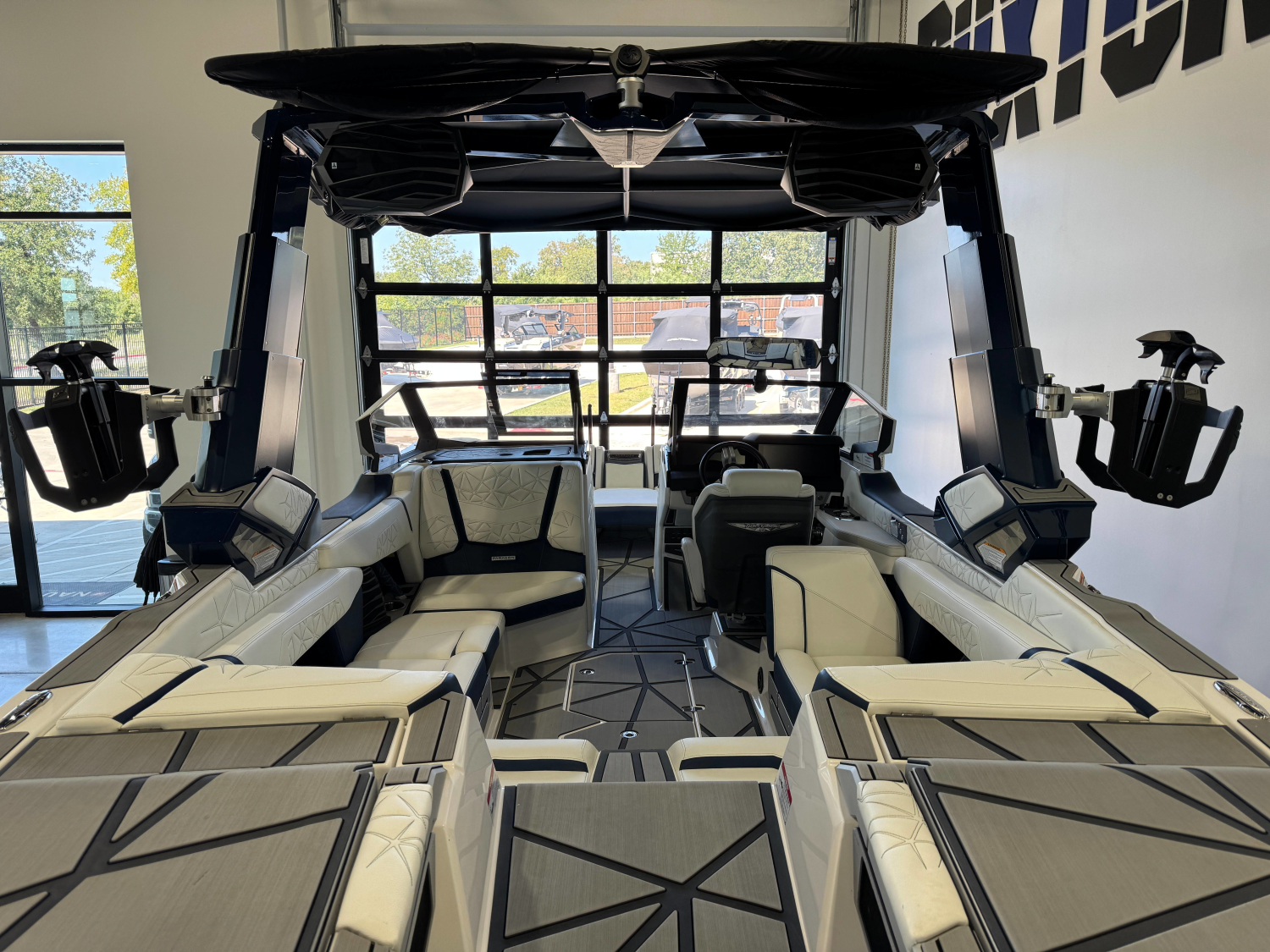 2024 Nautique Super Air Nautique G23 Paragon