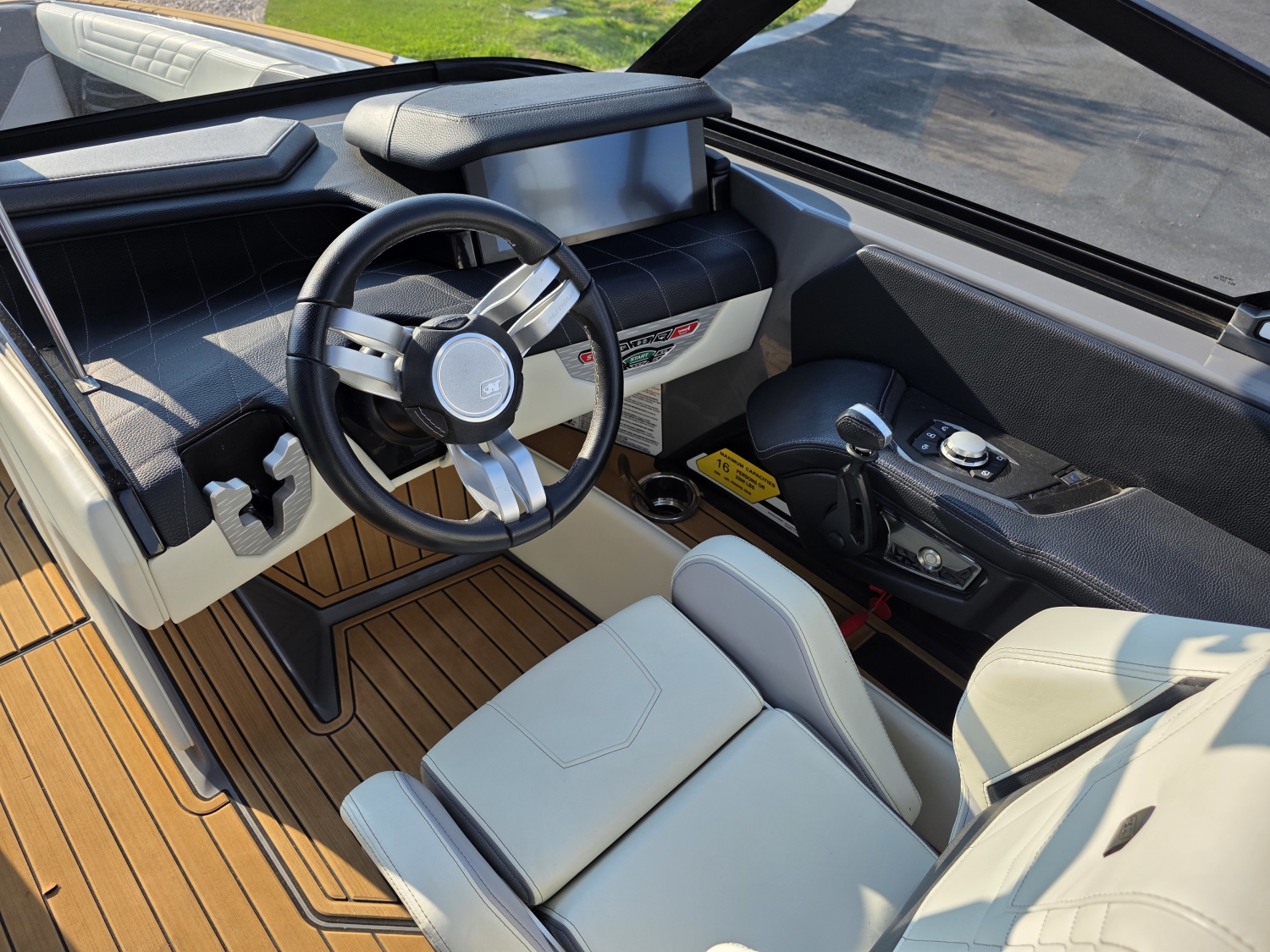 2023 Nautique G23