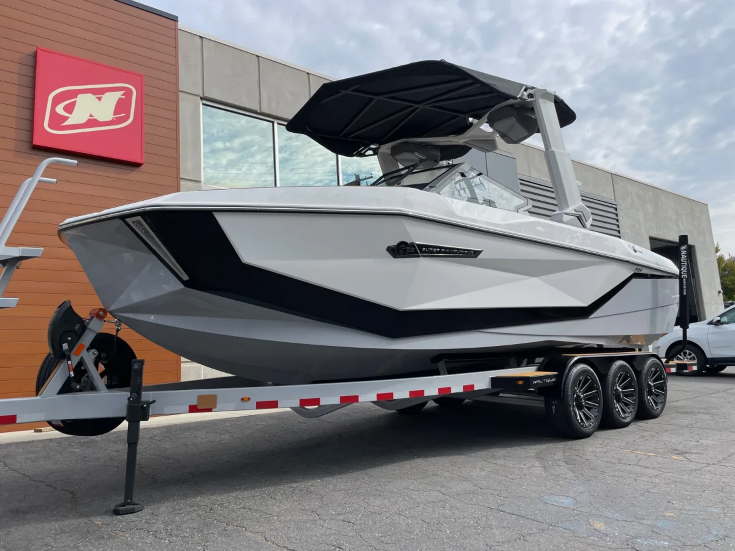 2026 NAUTIQUE G25 W/ZZ8S 630HP SUPERCHARGED POWER PLANT