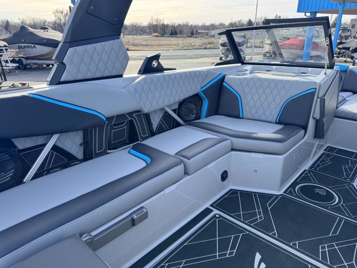 2025 Tige 22RZX