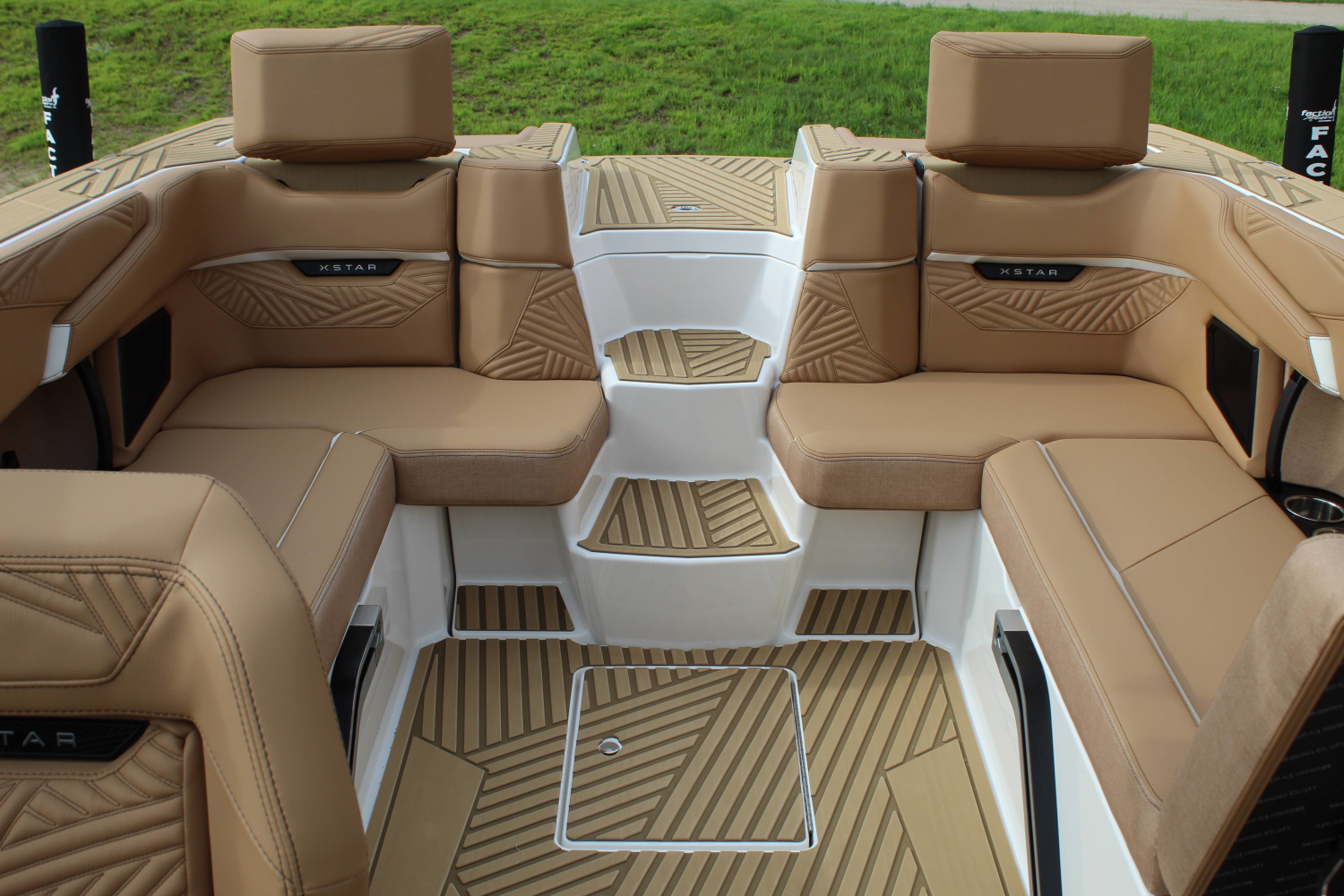 2026 MasterCraft XStar 23