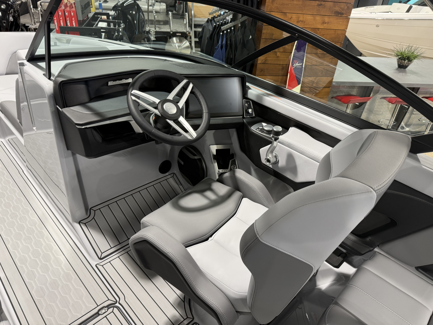 2026 MasterCraft XT22