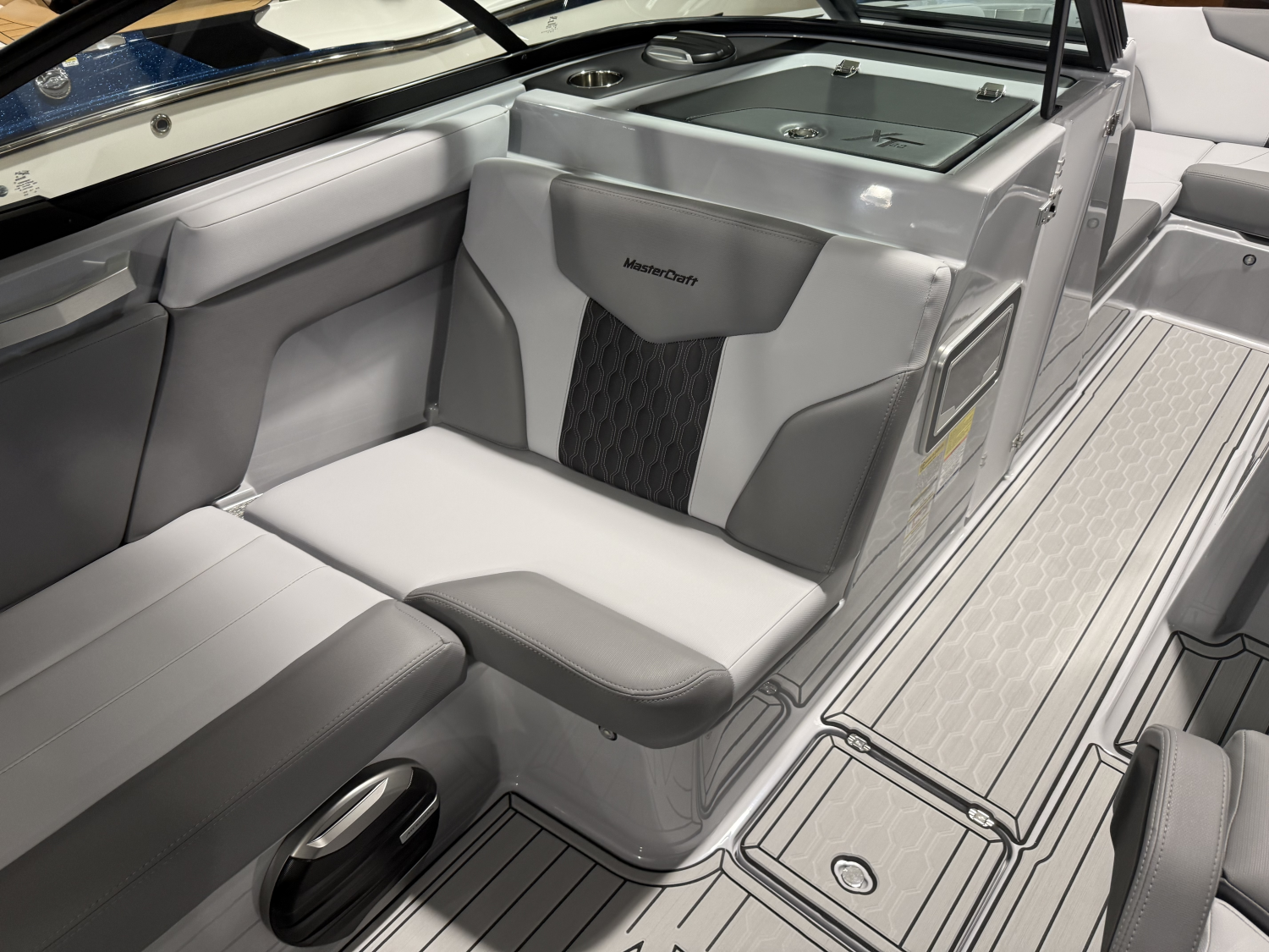 2026 MasterCraft XT22