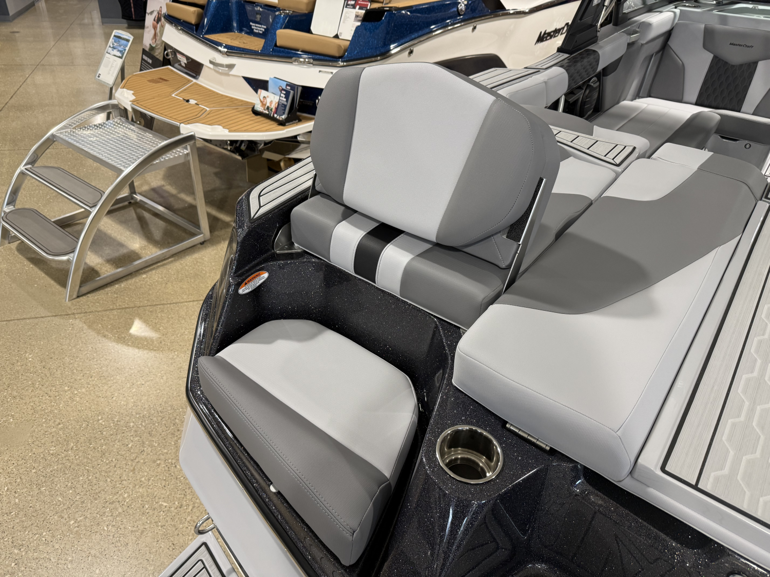 2026 MasterCraft XT22