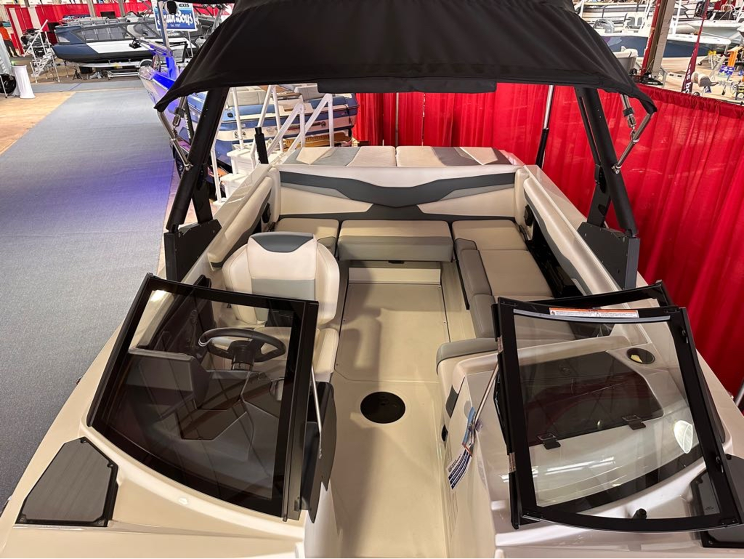 2024 Axis Wake Research AXIS T220r