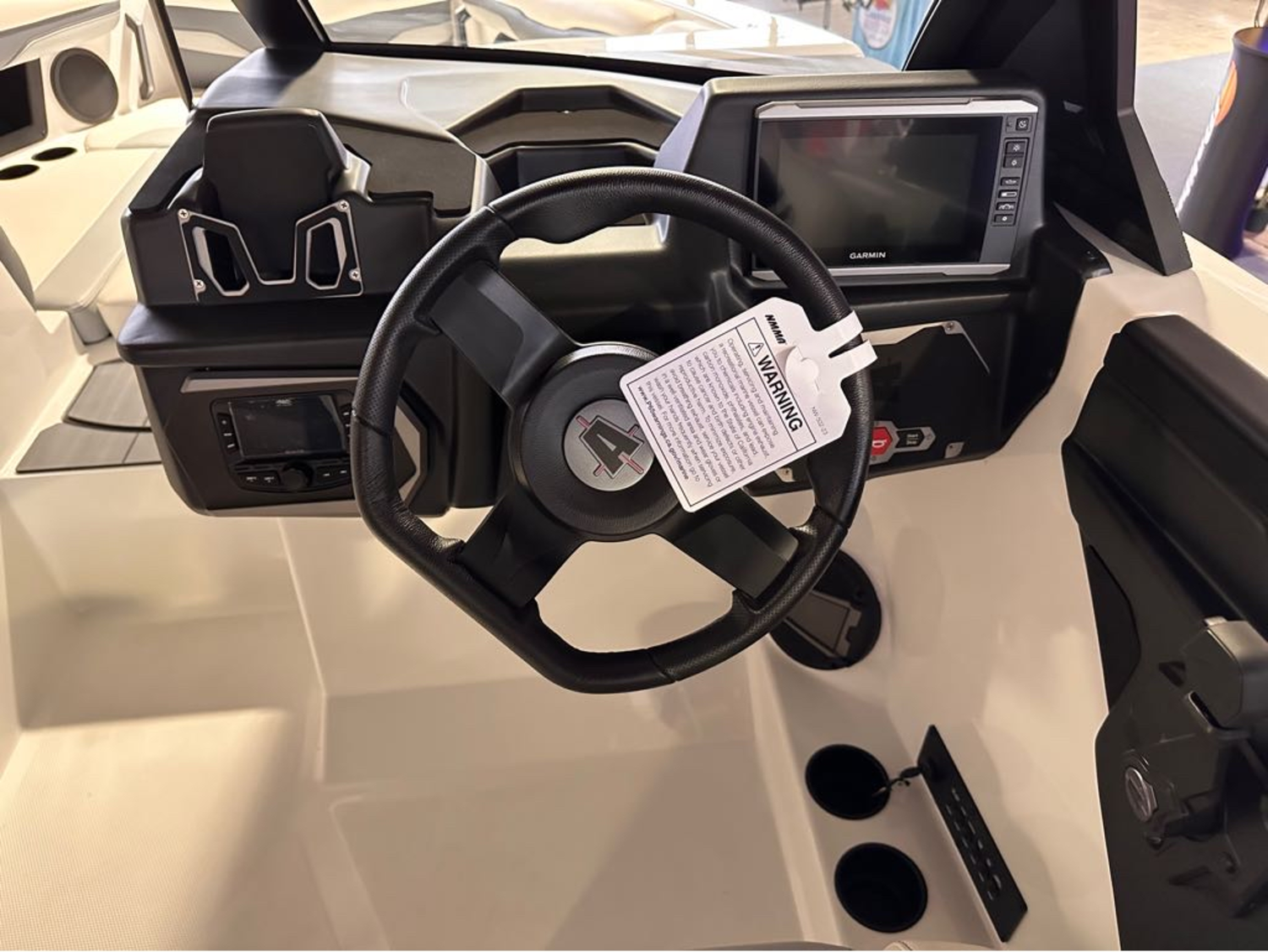 2024 Axis Wake Research AXIS T220r