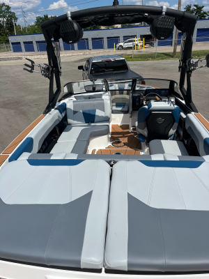 2025 Malibu Boats Wakesetter VTX for sale in Cincinnati, Ohio