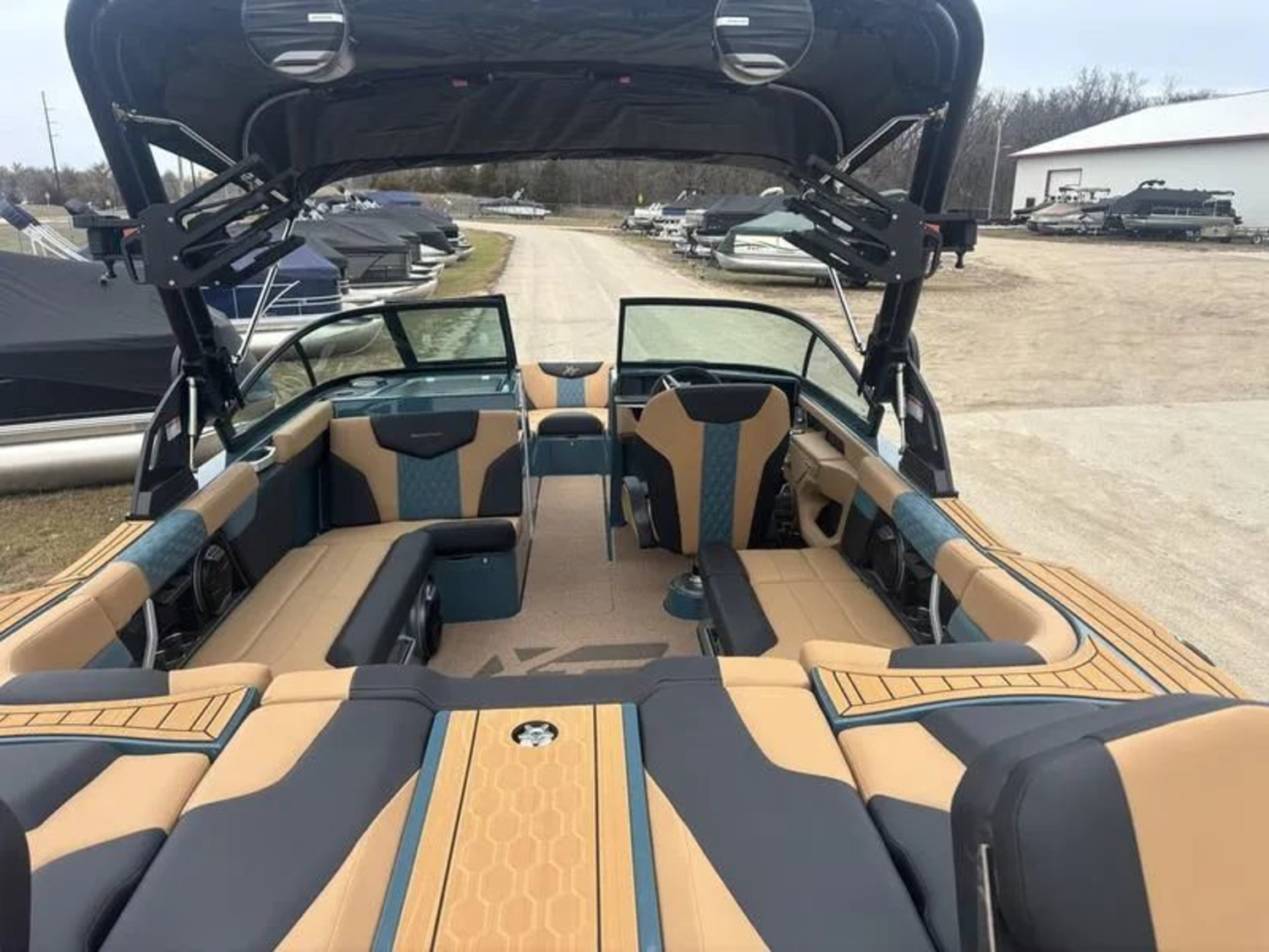 2026 MASTERCRAFT XT23