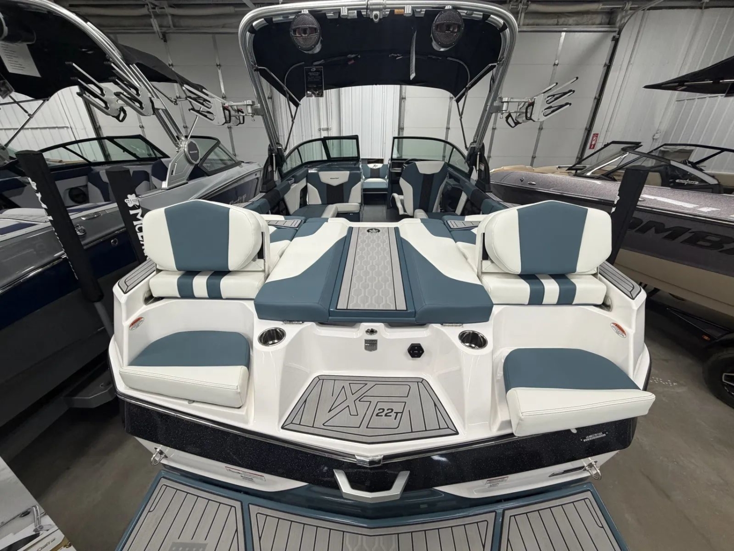 2025 MASTERCRAFT XT22T DEMO