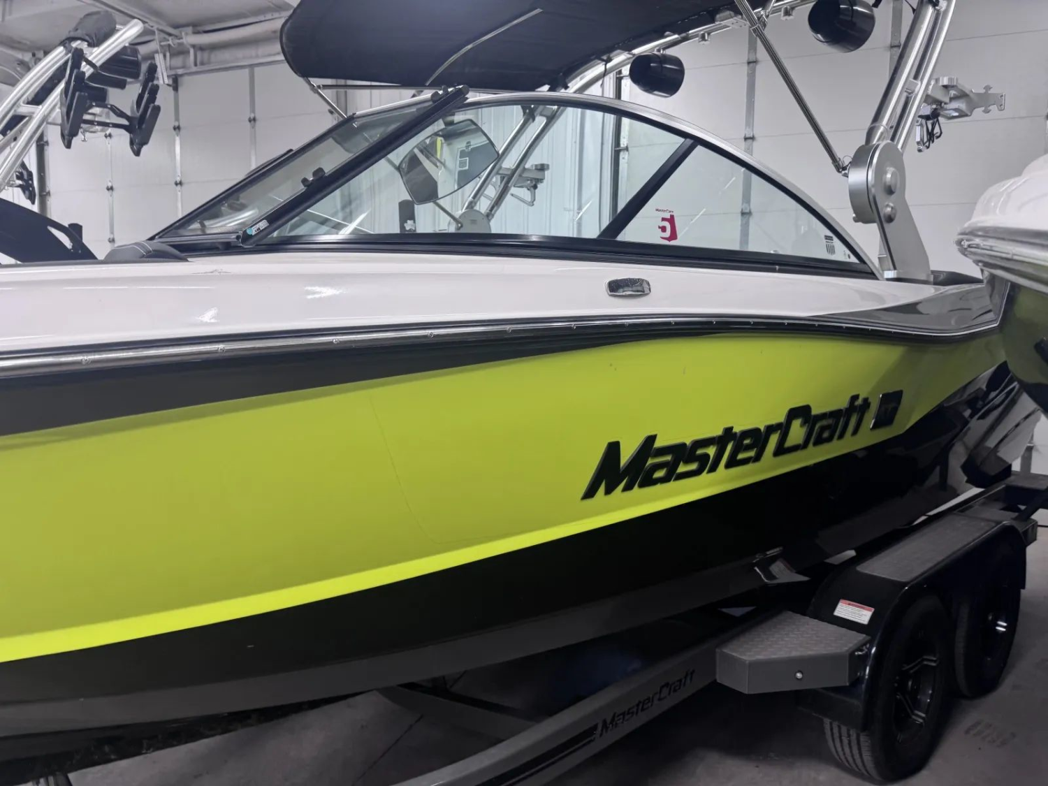 2021 MASTERCRAFT XT21