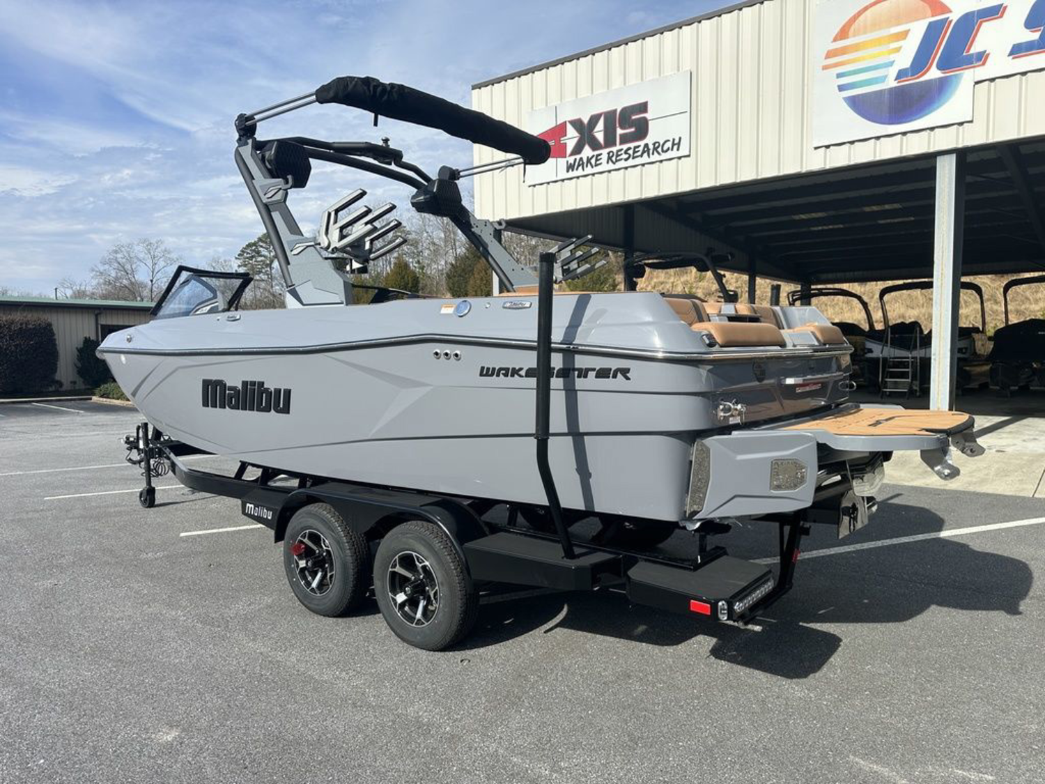 2026 Malibu Boats 23 LSV