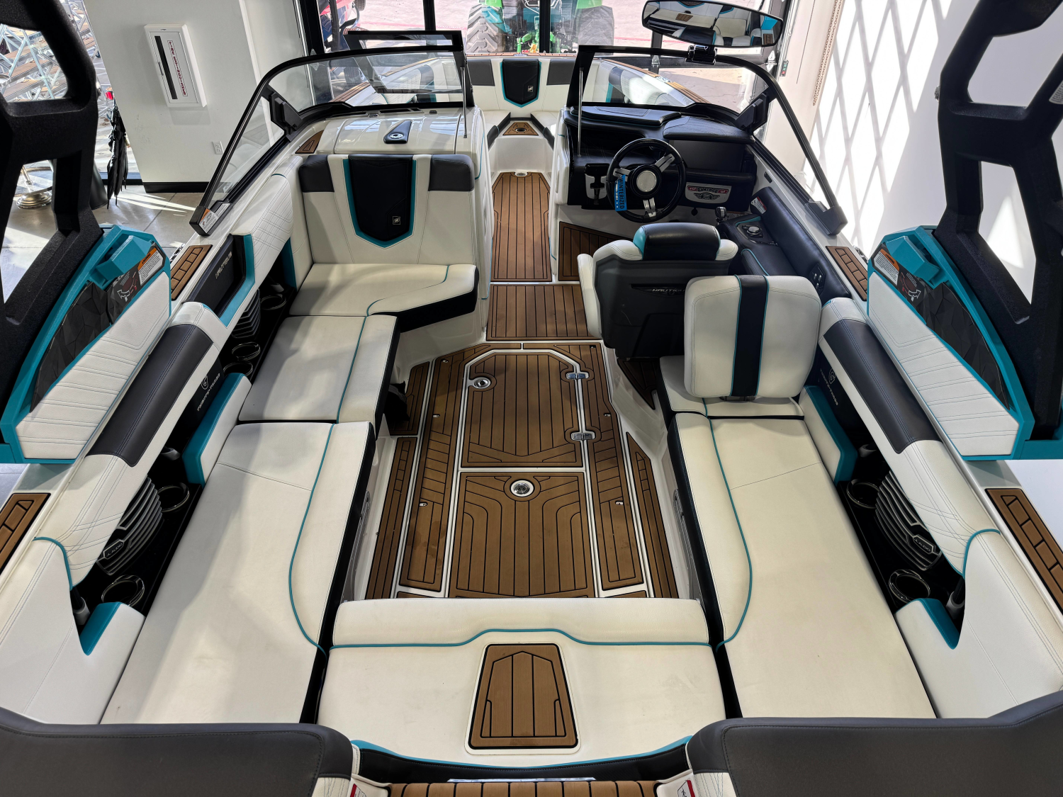 2019 Nautique Super Air Nautique G23