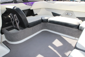 2016 Malibu Boats Wakesetter VLX for sale in Lewisville, Texas