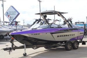 2016 Malibu Boats Wakesetter VLX for sale in Lewisville, Texas