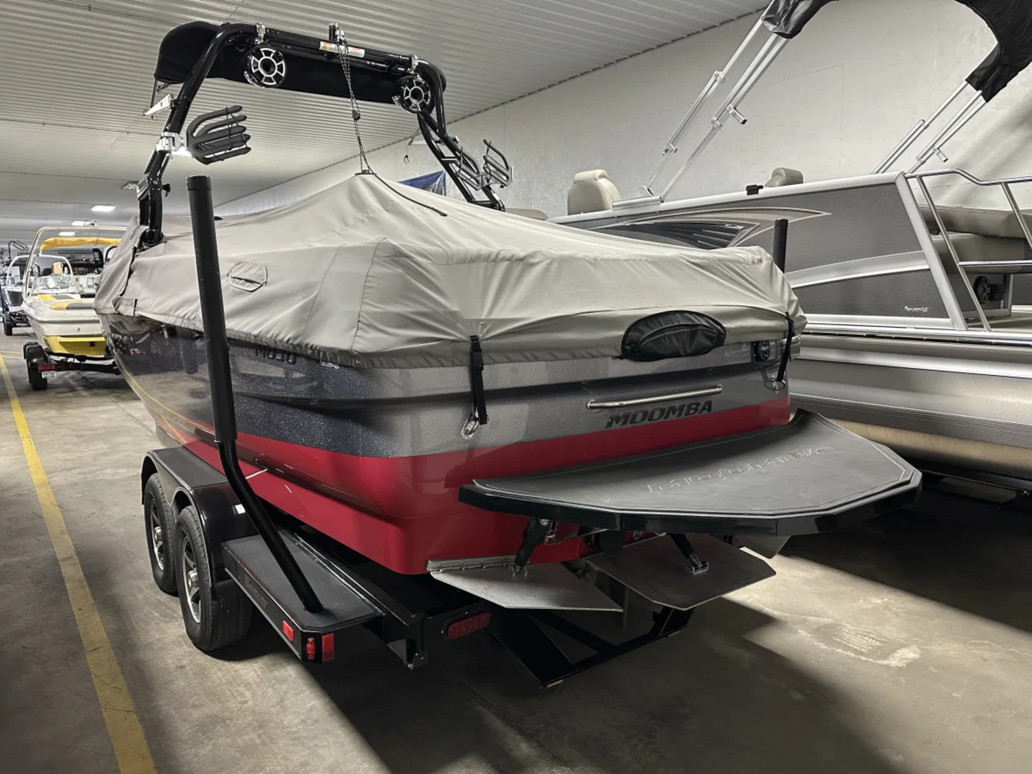 2017 MOOMBA MOJO SURF EDITION 