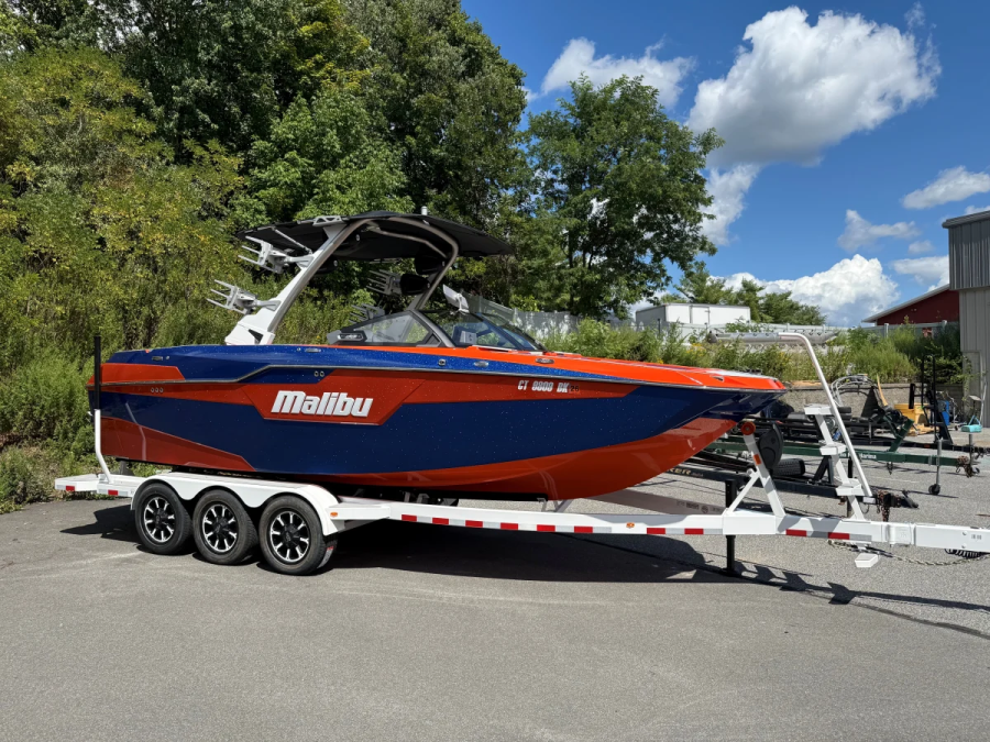 2022 Malibu Boats M240 for sale in Brookfield, Connecticut