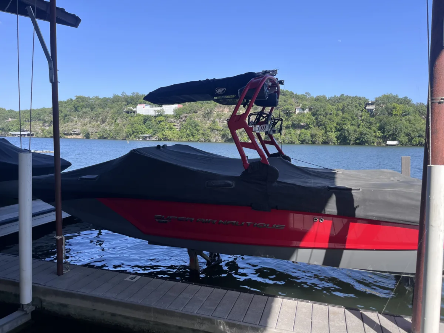 2021 Nautique GS22 original owner with warranty