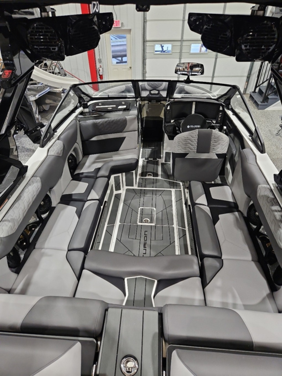 2026 Centurion Boats Ri230 for sale in Oconomowoc, Wisconsin