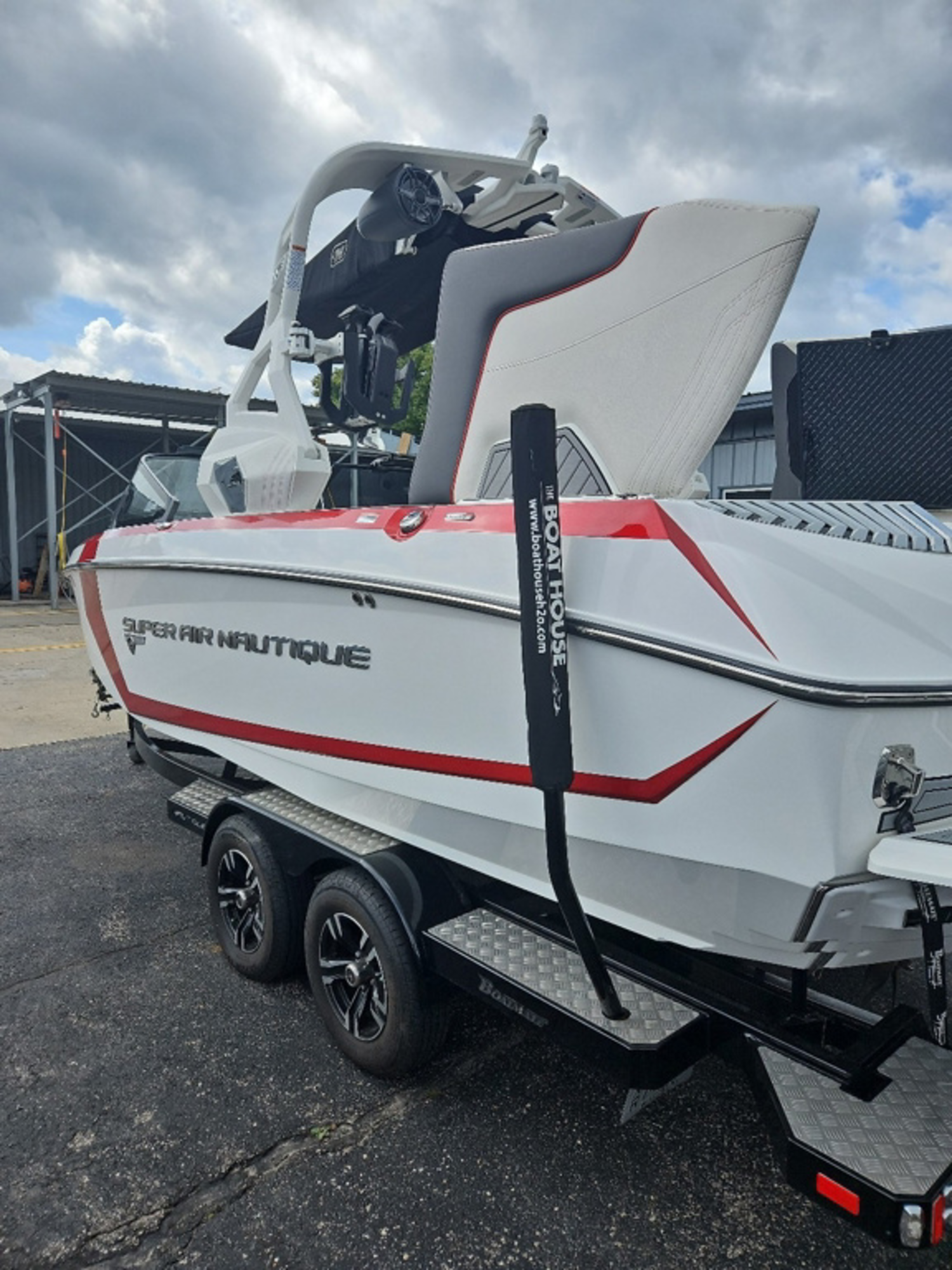 2019 Nautique G23