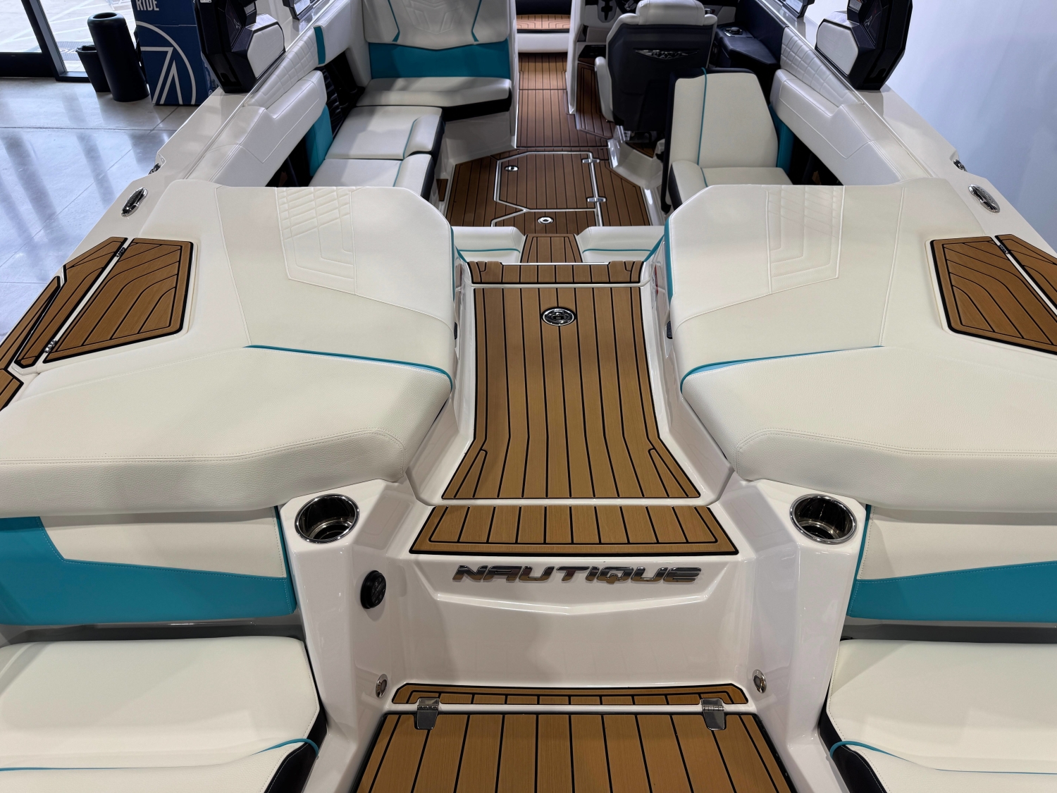 2022 Nautique Super Air Nautique G23
