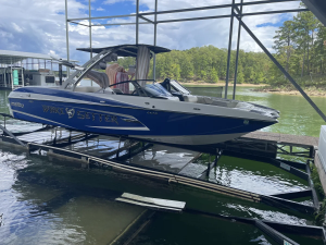 2013 Malibu Boats Wakesetter 24 MXZ for sale in Alma, Arkansas