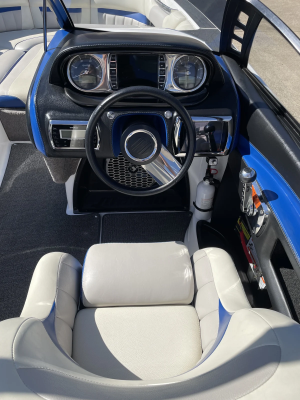 2013 Malibu Boats Wakesetter 24 MXZ for sale in Alma, Arkansas