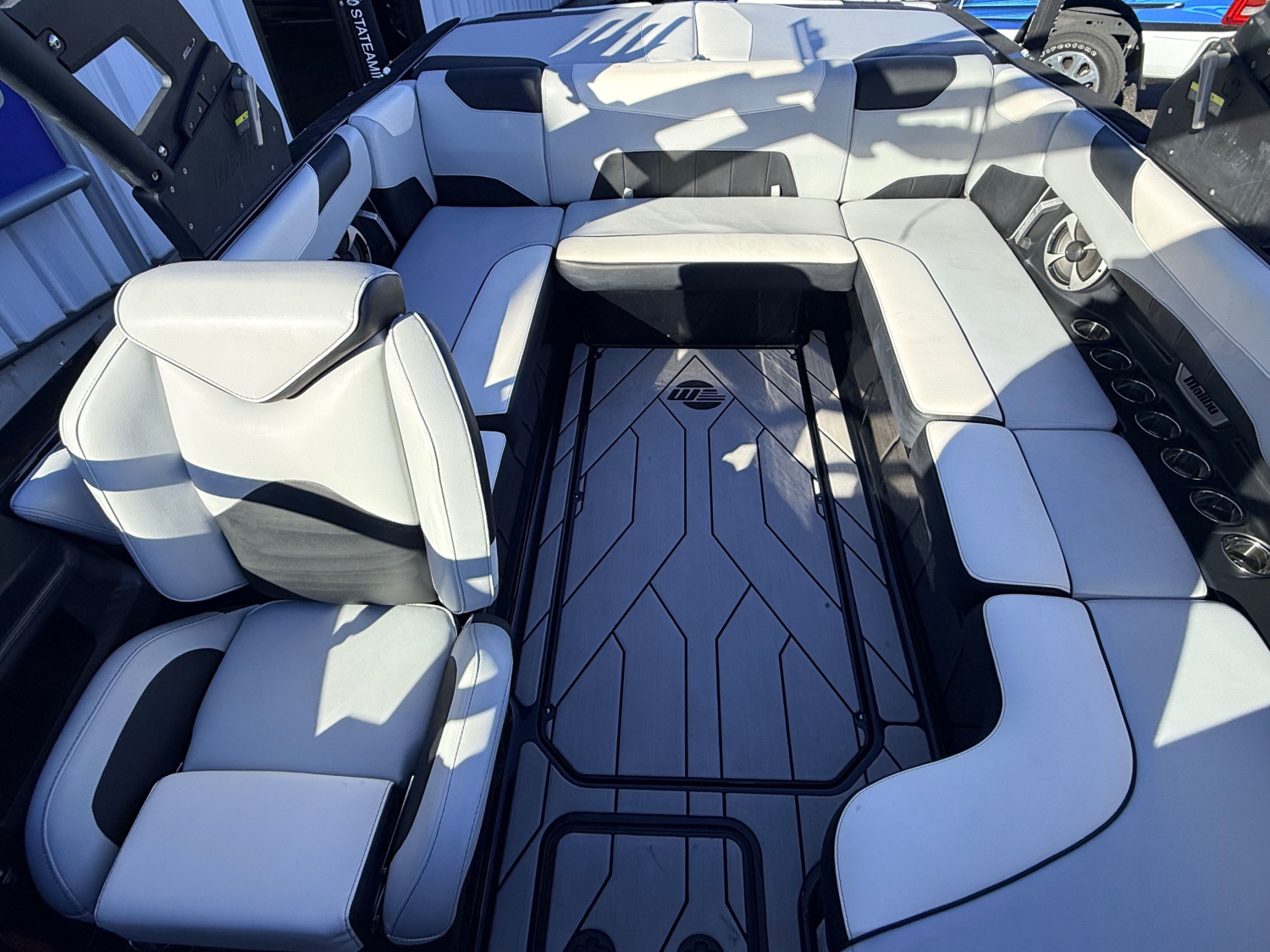 2020 Malibu Wakesetter 23LSV