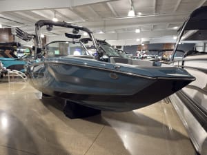 2026-mastercraft-nxt23-121793-image1