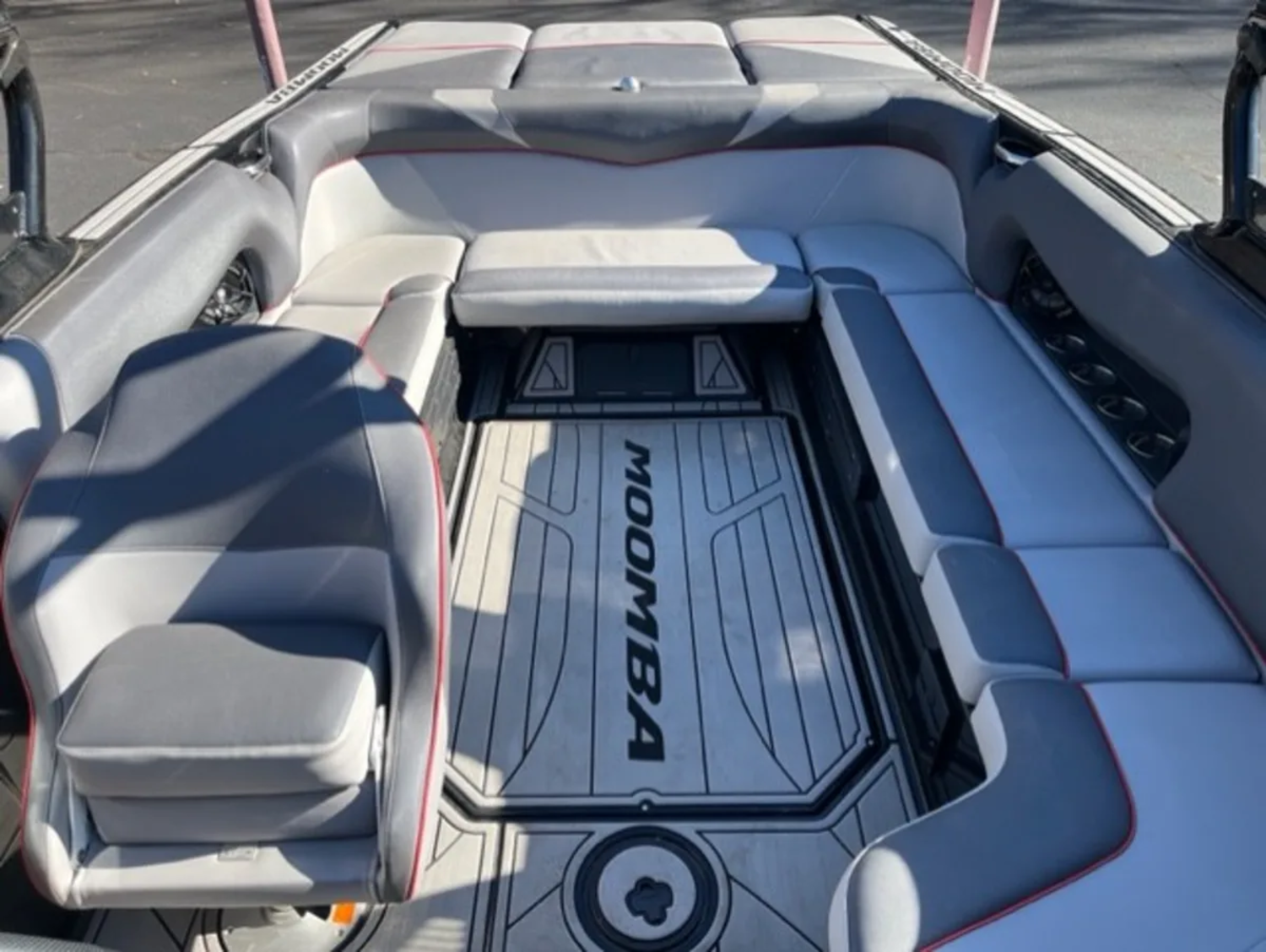 2019 MOOMBA MOJO 