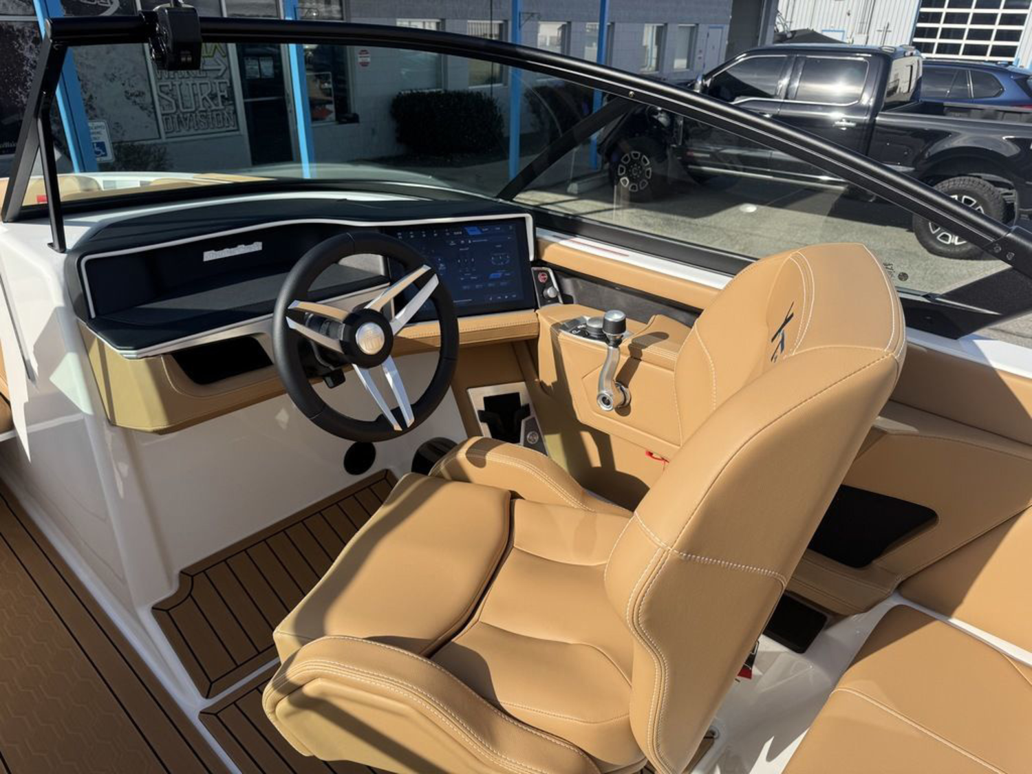 2026 Mastercraft XT24