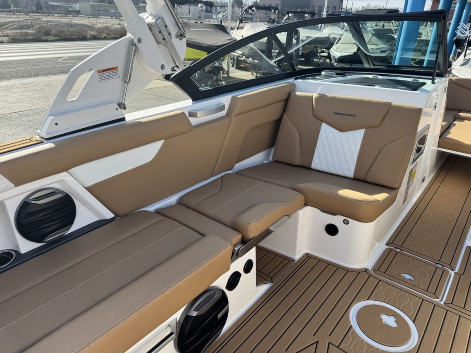 2026 Mastercraft XT24