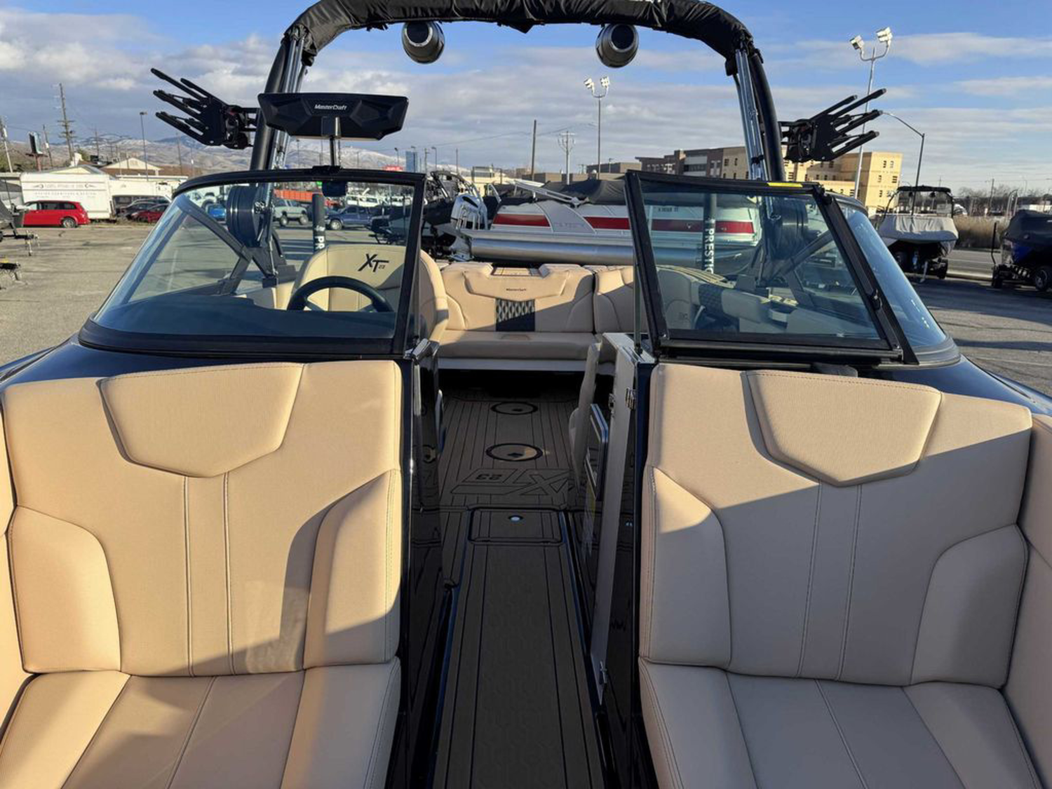 2025 Mastercraft XT23