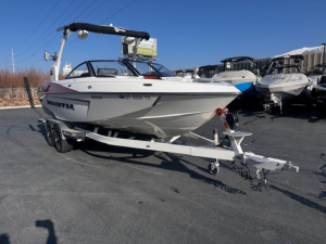 2016 Malibu Boats Wakesetter 23 LSV for sale in Kaysville, Utah