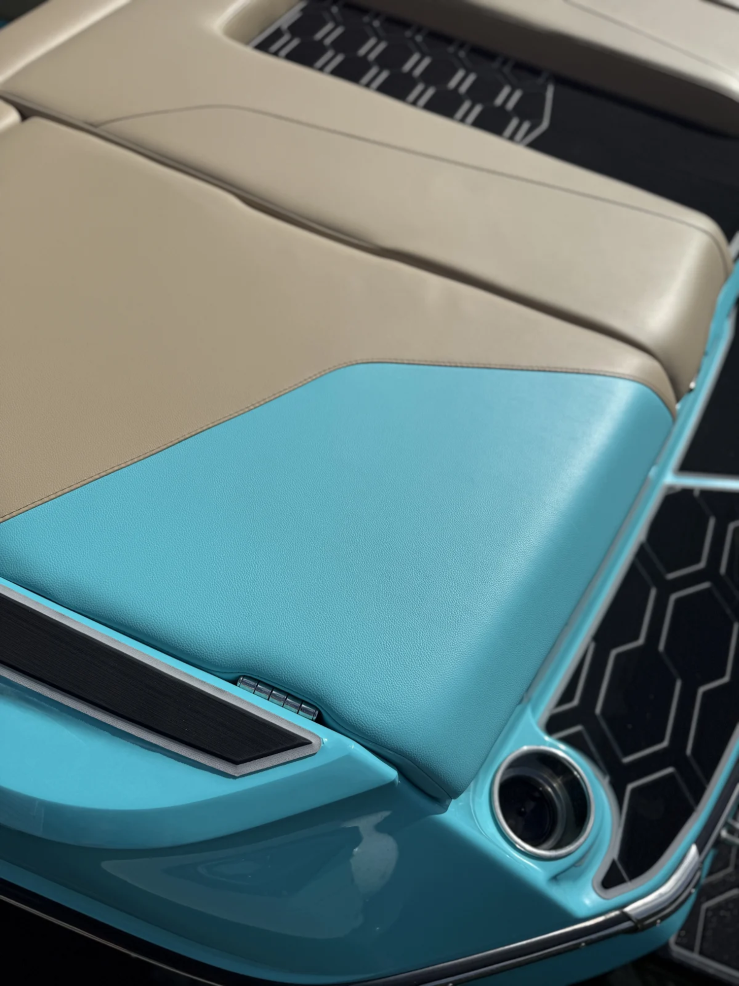 2025 Mastercraft Boats NXT23 - ICON PACKAGE & TRAILER INCLUDED!