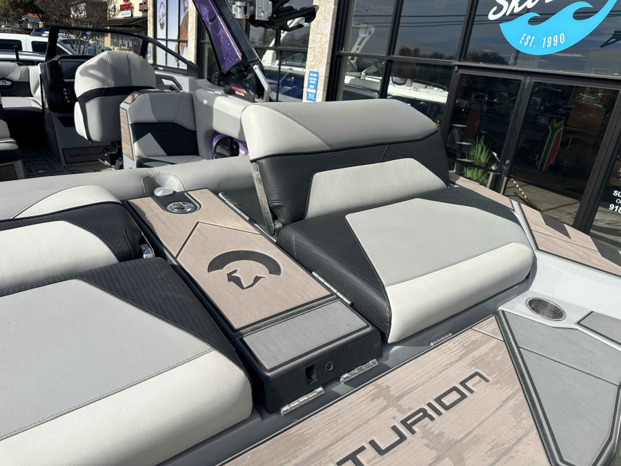 2022 Centurion Boats Ri245 for sale in , 